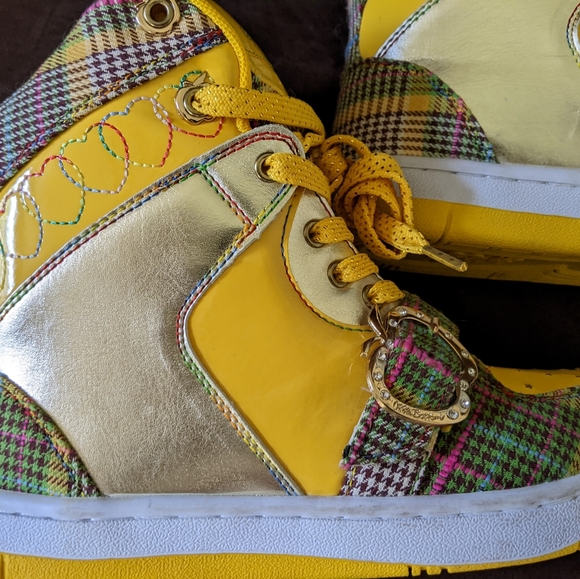 Awesome Apple Bottoms high top sneakers - Picture 3 of 8